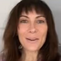 Video: Laura Benanti Announces Kayla Capone Kasper's Pregnancy at BECOMING BENANTI