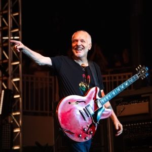 Peter Frampton Extends North American 'Let's Do It Again!' Tour