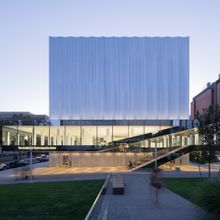 Shawmut Design And Construction Completes The Lindemann Performing Arts Center With B