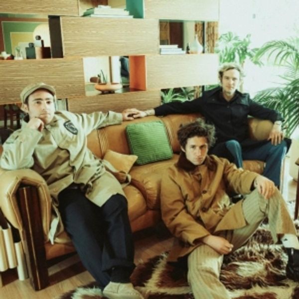 The Walters Share New Single 'Broken Hearts and Memories' Photo