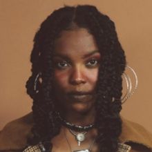 Winny Announces Debut EP & Shares 'Don't Leave'