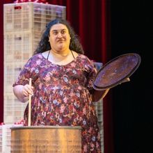 Review: LOOKING FOR ALIBRANDI at Dunstan Playhouse, Adelaide Festival Centre