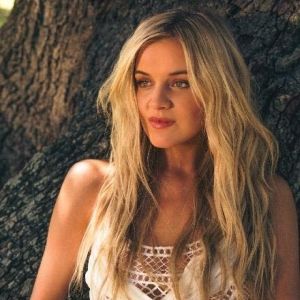 Kelsea Ballerini, Luke Combs, & More Join ‘The 58th Annual CMA Awards’