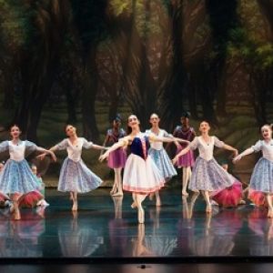 Central Indiana Dance Ensemble To Host 25th Anniversary Gala