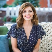 Podcast: BroadwayRadio Chats with Hallmark Movie Star Jen Lilley about Her Fight to…