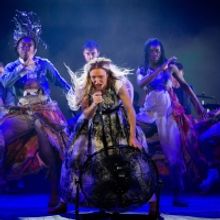 Feature: DELAMAR EN HET HOLLAND FESTIVAL PRESENTEREN LONDENSE THEATERHIT WUTHERING HE