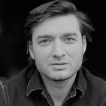 Tyler Lyle Returns With First Solo Music in Seven Years on PONDICHERRY