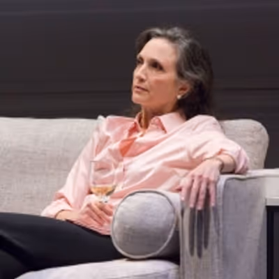 BWW Review: A SMALL FIRE at Philadelphia Theatre Co.