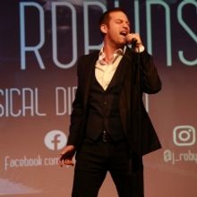 Jon Robyns and Chris Hatt to Perform at The Pheasantry
