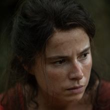 Jessie Buckley Wins AWFJ EDA Award for HAMNET; See the Full List of Winners