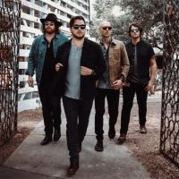 Eli Young Band Comes to the Warner