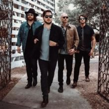 Eli Young Band Comes to the Warner