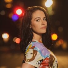 Josiah Tauaefa Joins Brianna Cala For YOU'RE NOT GETTING ANY YOUNGER Season Finale
