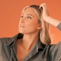 Juliana Tucker Releases New Single 'The Great Indoors'