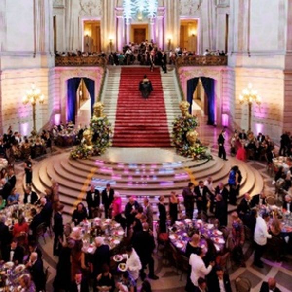 OPERA BALL to Launch San Francisco Opera's 104th Season at City Hall Photo