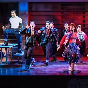 Review: GREASE at Village Theatre