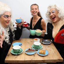 Deaf Gay Drag Queens Come to Edinburgh