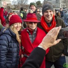 Jane Fonda & Greenpeace Bring Fire Drill Fridays to Los Angeles