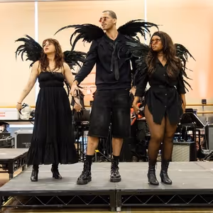 Video: Inside a Killer Day of Rehearsals with the Cast of BLOOD/LOVE