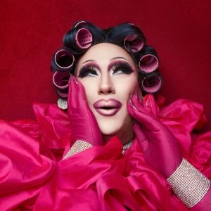 Extrella Xtravaganza se une al elenco de DESENCANTADAS