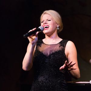 Interview: Megan Hilty Is Bringing New Songs and Personal Stories Back to Café…