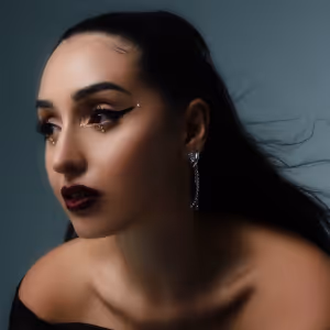 Dubstep Queen SICARIA Nods To Moroccan Heritage In The Fiery 'Still Swingin'