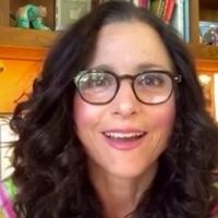 VIDEO: Julia Louis-Dreyfus, Tony Hale, and Tim Simons Discuss VEEP Pilot to Raise…