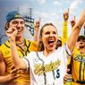 Video: Kristen Bell Joins Derek Klena and the Savannah Bananas to Sing DIRTY DANCING and More