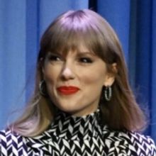 VIDEO: Taylor Swift Teases New Tour Dates on THE TONIGHT SHOW