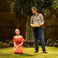 BWW Review: ALBION, Almeida Theatre