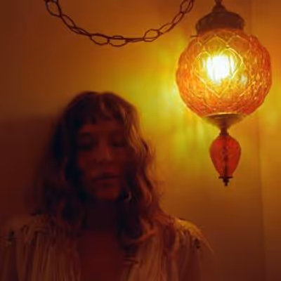 Lennon Stella Releases Second Album SLEEPING LION