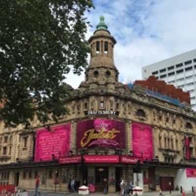 Shaftesbury Theatre: What You Need To Know