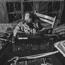 Aaron Dilloway to Release NO SKILL COMEDY MIND READING via Dais Records