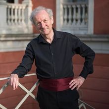 Longborough Festival Opera Music Director Anthony Negus Named CBE