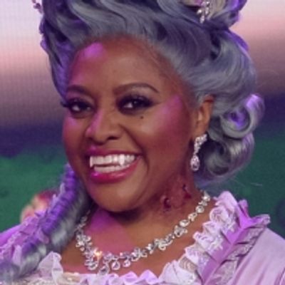 VIDEO: Sherri Shepherd Celebrates Halloween With Cynthia Bailey & Countess Luann on SHERRI