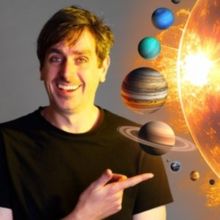 Review: DARREN WALSH: 3RD ROCK FROM THE PUN, Pleasance London