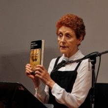 Julieta Egurrola compartió con el público las historias cotidianas de Mónica Laví