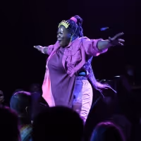 VIDEO: Tiffany Mann & the Company of HEAD OVER HEELS Sing 'Beautiful'