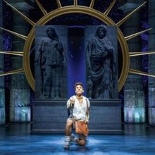 Disneys HERCULES knackt die 250.000- Tickets-Marke und geht in die Verlängerung bis 