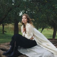 Paris Paloma Releases Re-Imagined Version of 'HUNTER (the cacophony)'