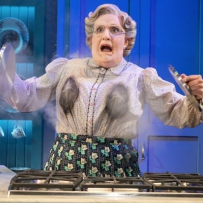 Exclusive: Get A First Look At MRS. DOUBTFIRE National Tour