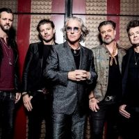 Collective Soul And Switchfoot Head To Indian Ranch, August 6