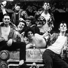 Se cumplen 50 años del estreno de GREASE en Broadway