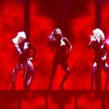 VIDEO: The Pussycat Dolls Reunite to Perform a Medley of Their Hits on THE X FACTOR: 