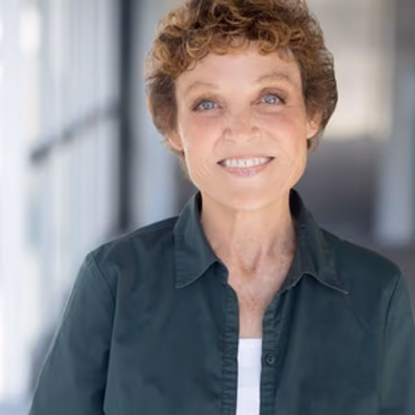 HAPPY DAYS to Star Roxanne Fay at Bridge Street Theatre Photo