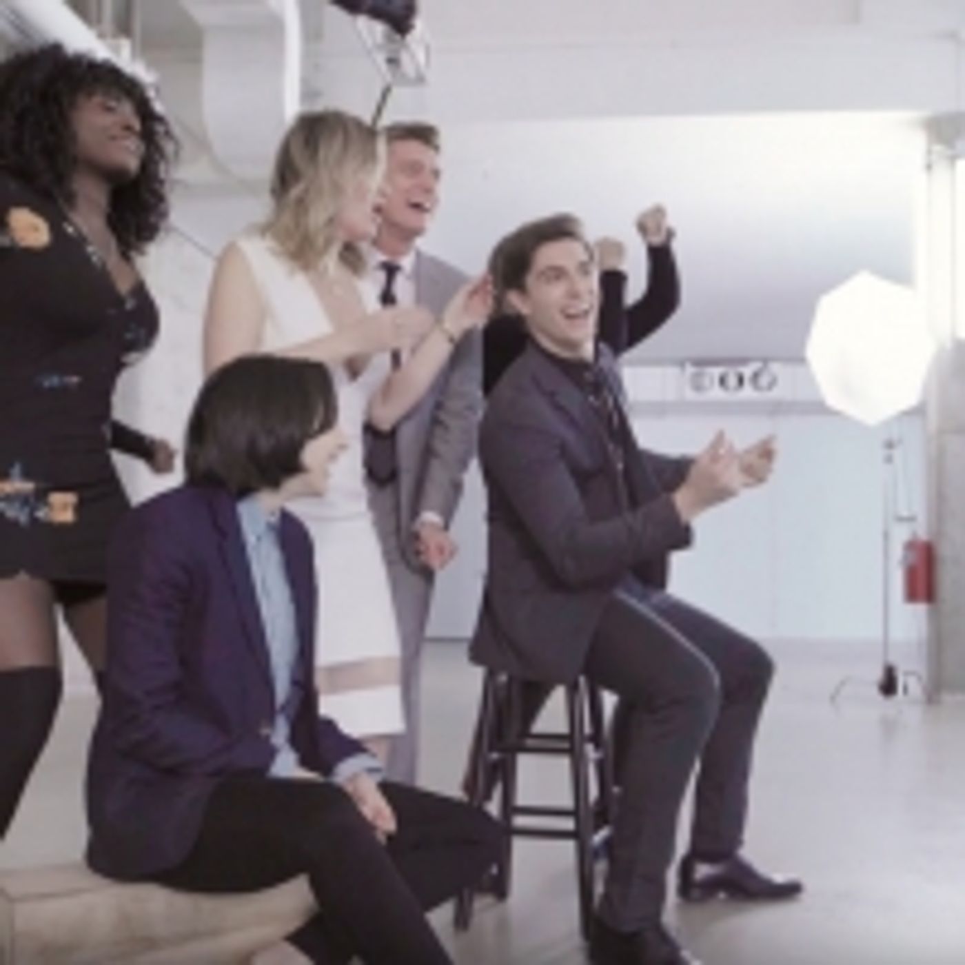 Wake Up With BWW 11/5: IAN MCKELLEN ON STAGE Performs One Night Only on Broadway, and More!  Image