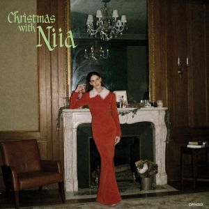 Photos: Niia Announces CHRISTMAS WITH NIIA Holiday Album; Single Out Now