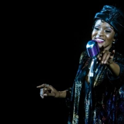 BWW Review: JOSEPHINE Puts Showbiz's First Black Superstar in a One-of-a-Kind Spotlight at Theater West End
