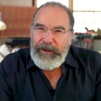 VIDEO: Mandy Patinkin Presents Benjamin Franklin Category on JEOPARDY! Video