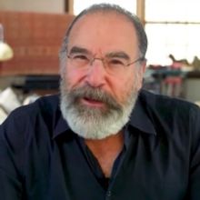 VIDEO: Mandy Patinkin Presents Benjamin Franklin Category on JEOPARDY!